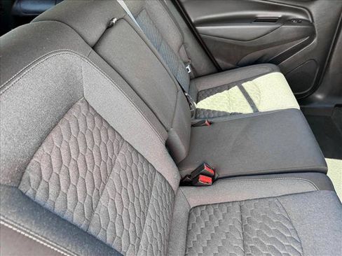 Used 2020 Chevrolet Equinox LT AWD/4WD image 18