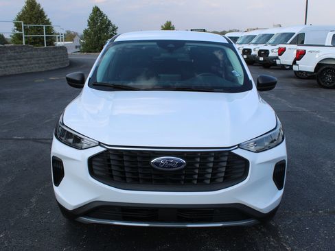 New 2026 Ford Escape Active w/ Cold Weather Package image 8