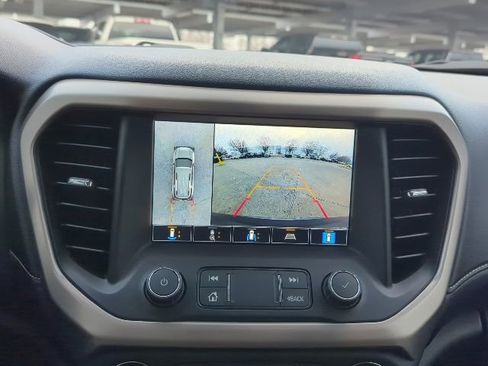 Used 2021 GMC Acadia Denali w/ Denali Technology Package image 8