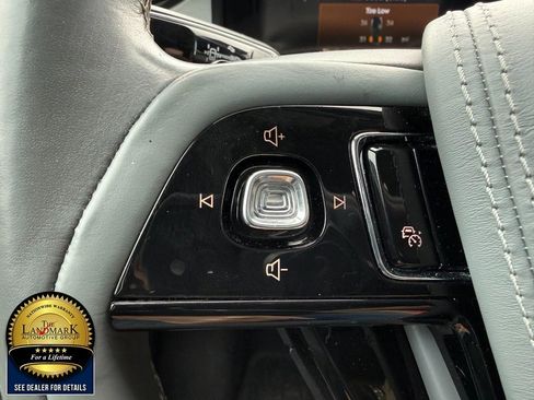 Used 2020 Lincoln Aviator Reserve w/ Equipment Group 202A AWD/4WD image 9