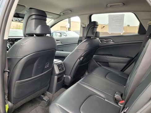 Certified 2023 Kia Sportage EX AWD/4WD image 16