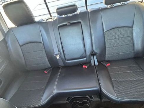 Used 2018 RAM 1500 Sport image 9