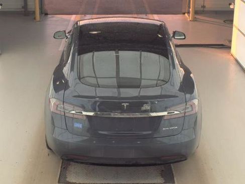 Used 2020 Tesla Model S Long Range image 9