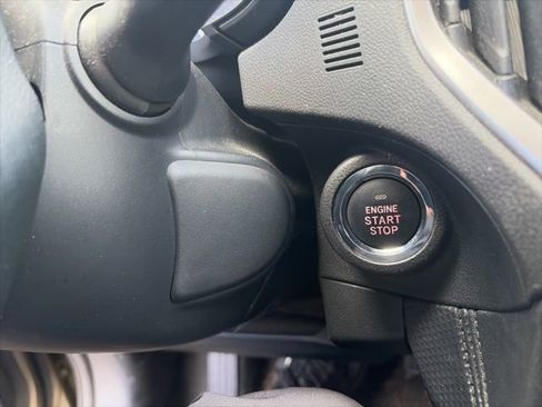 Used 2023 Subaru Forester Premium AWD/4WD image 9