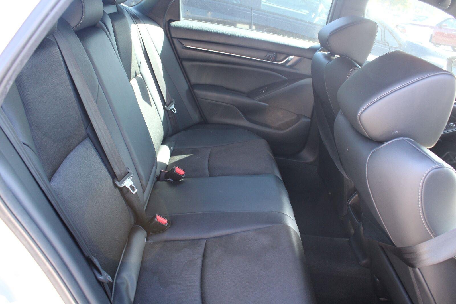 Used 2021 Honda Accord Sport image 5