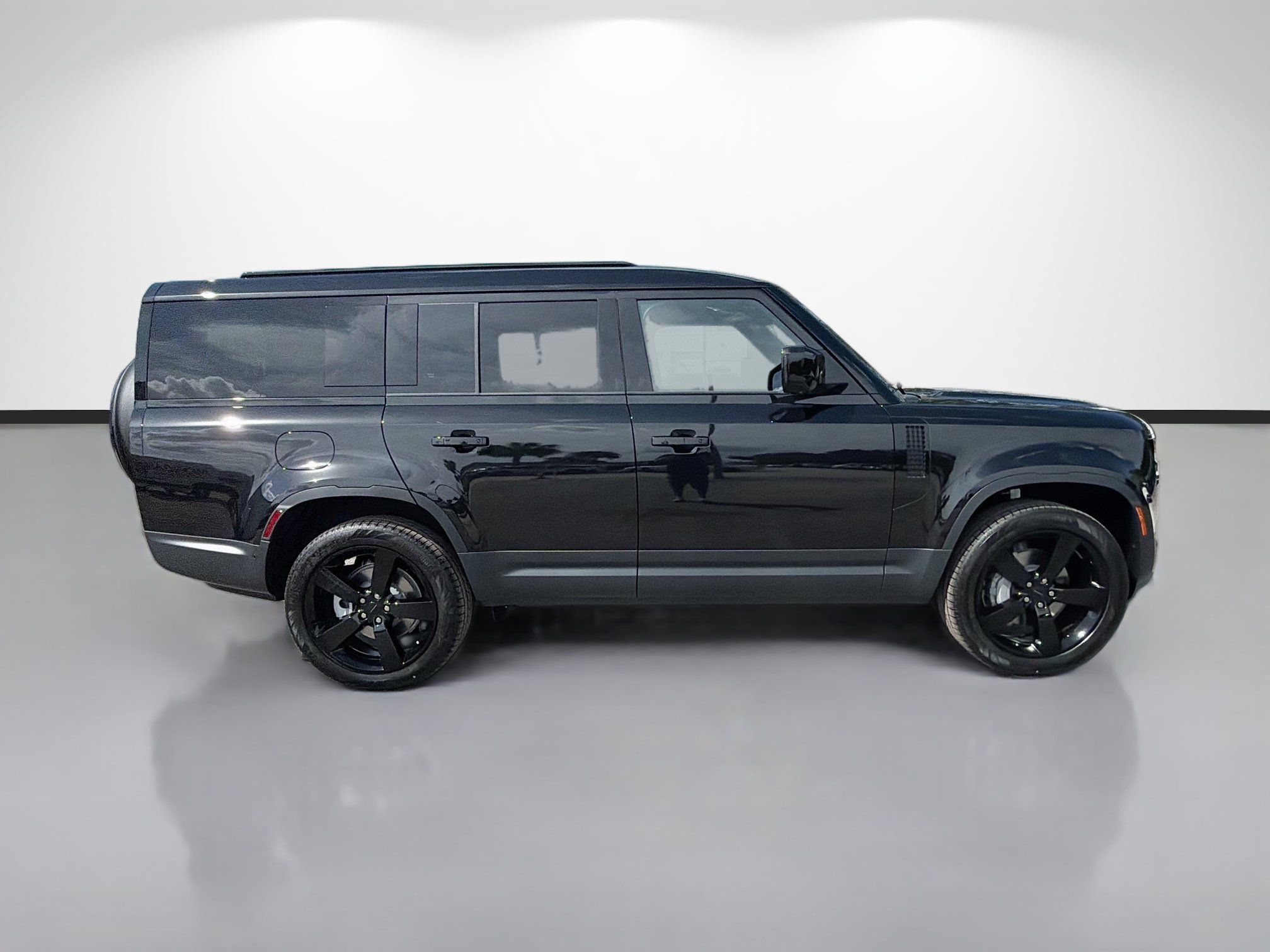 New 2026 Land Rover Defender 130 S AWD/4WD image 6