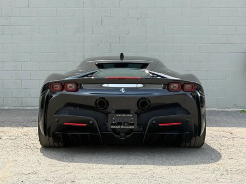 Used 2021 Ferrari SF90 Stradale AWD/4WD image 16