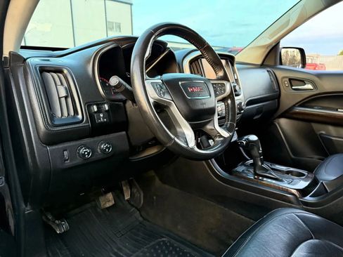 Used 2016 GMC Canyon SLT w/ Driver Alert Package AWD/4WD image 17