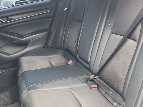 Used 2019 Honda Accord Sport image 6