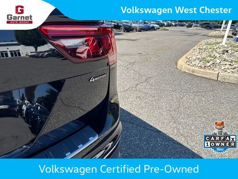 Certified 2024 Volkswagen Tiguan SE AWD/4WD image 33