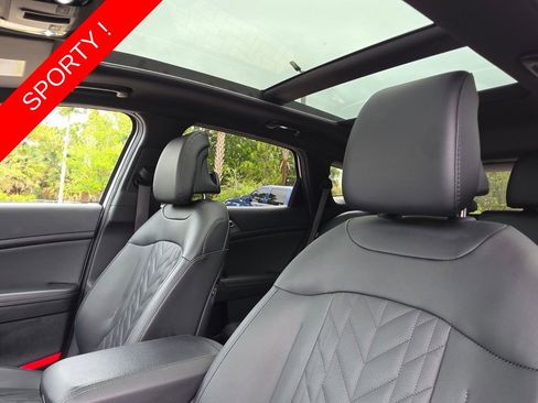 Used 2024 Kia Sportage X-Line w/ X-Line Premium Package AWD/4WD image 24