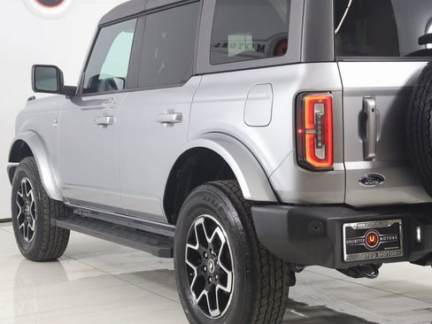 Used 2022 Ford Bronco Outer Banks image 22