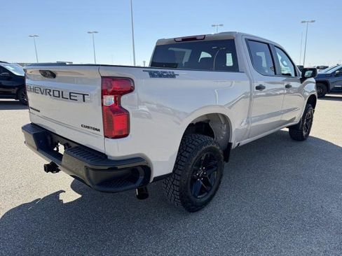 New 2026 Chevrolet Silverado 1500 Custom Trail Boss w/ Dark Appearance Package image 8