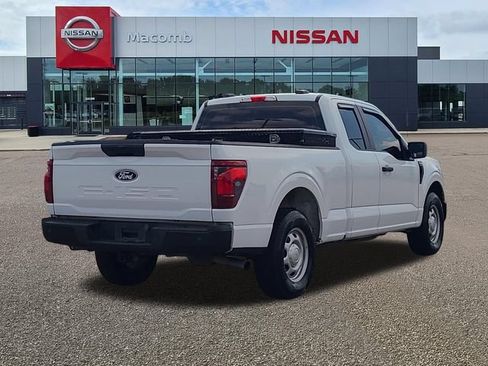 Used 2024 Ford F150 XL RWD image 7