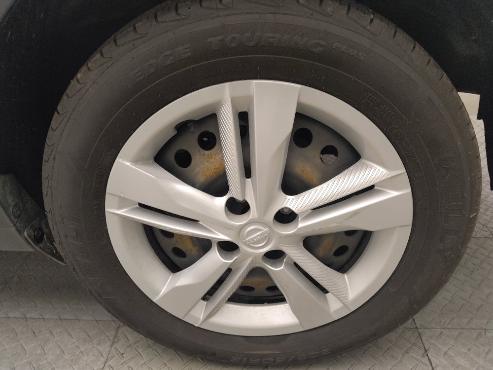 Used 2024 Nissan Kicks S FWD image 31
