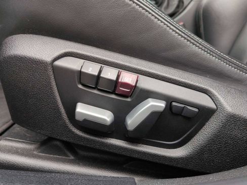 Used 2018 BMW M3 image 18