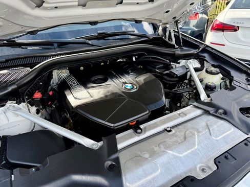 Used 2019 BMW X3 sDrive30i w/ Driving Assistance Package image 4