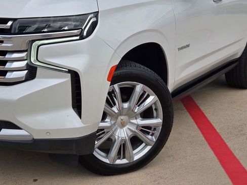 Used 2021 Chevrolet Tahoe High Country AWD/4WD image 7