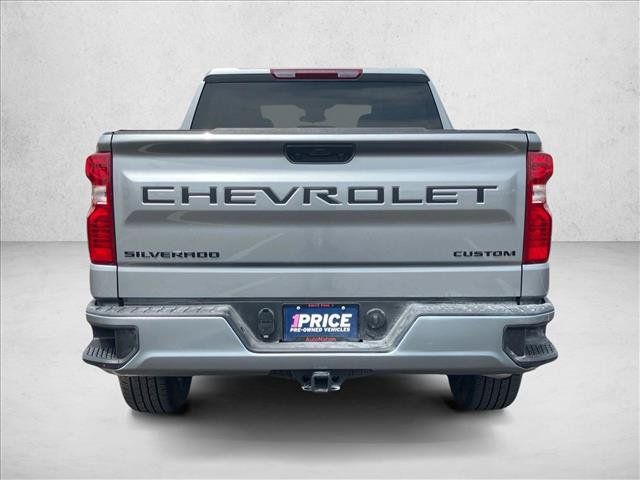 Used 2026 Chevrolet Silverado 1500 Custom w/ LPO, Dark Essentials Package RWD image 7