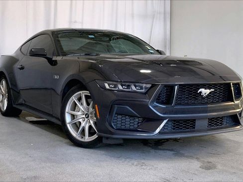 Used 2024 Ford Mustang GT Premium image 1