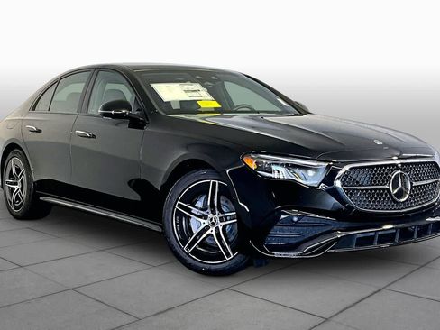 New 2026 Mercedes-Benz E 350 4MATIC Sedan image 19