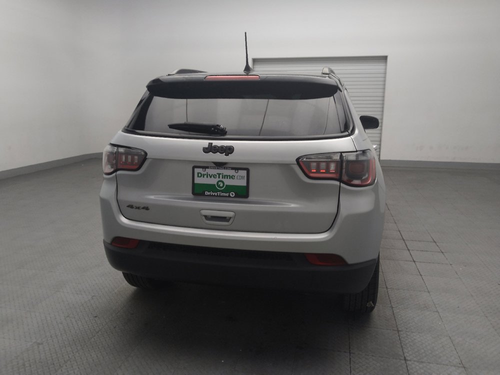 Used 2024 Jeep Compass Latitude w/ Convenience Group AWD/4WD image 7