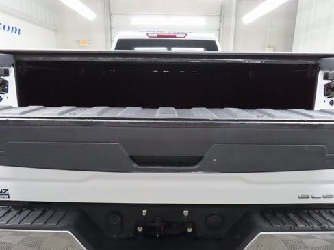 Used 2022 GMC Sierra 2500 SLE w/ SLE Value Package; image 32