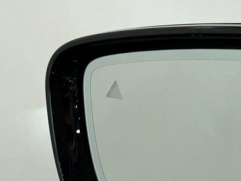 Used 2023 BMW M3 Competition w/ Executive Package image 10