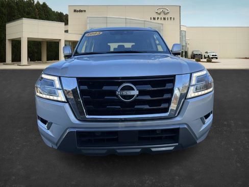 Used 2023 Nissan Armada SL image 2