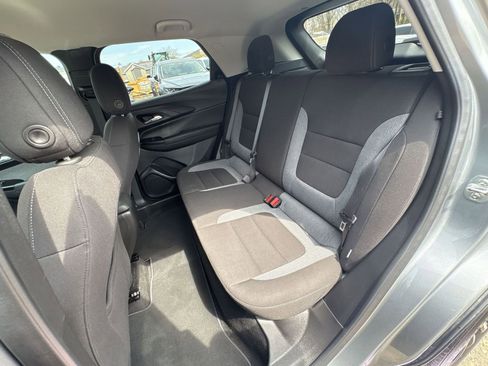 Used 2025 Chevrolet TrailBlazer LT image 11