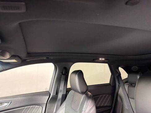 Used 2020 Ford Edge ST w/ Equipment Group 401A AWD/4WD image 14