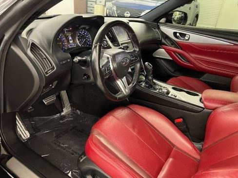 Used 2019 INFINITI Q60 Red Sport 400 w/ Proassist Package RWD image 8