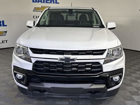 Used 2022 Chevrolet Colorado LT w/ LT Convenience Package image 8
