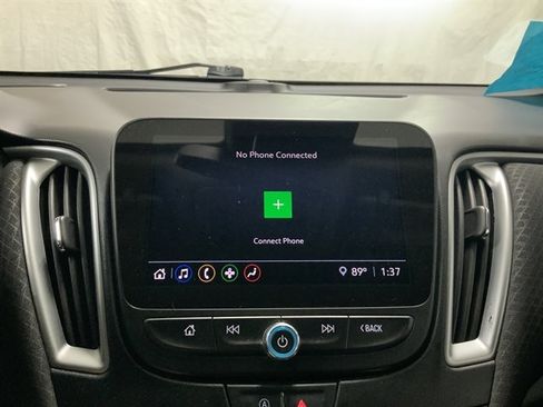 Used 2023 Chevrolet Malibu LT image 28