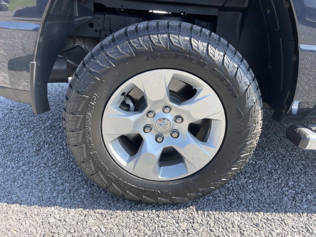 Used 2021 RAM 1500 Big Horn AWD/4WD image 25