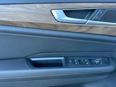 New 2026 Volkswagen Atlas SE FWD image 10