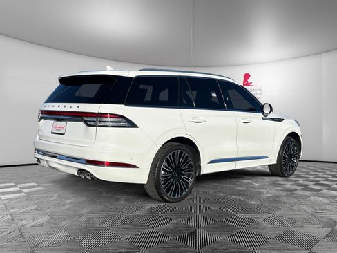 Certified 2023 Lincoln Aviator Black Label w/ Dynamic Handling Package image 5