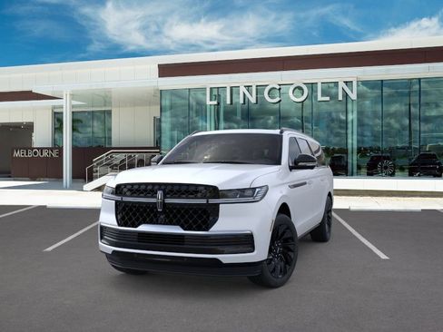New 2026 Lincoln Navigator L Reserve AWD/4WD image 2