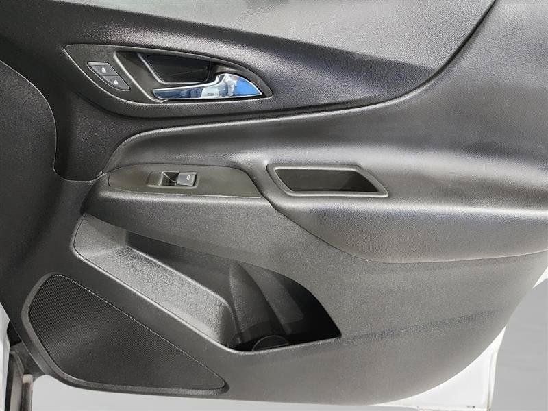 Used 2022 Chevrolet Equinox LT w/ Driver Convenience Package FWD image 23