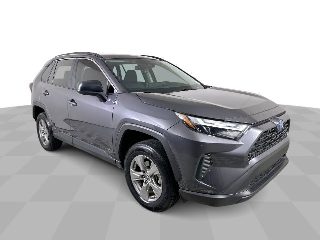 Used 2024 Toyota RAV4 LE AWD/4WD image 2