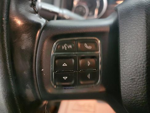 Used 2019 RAM 1500 Big Horn image 24