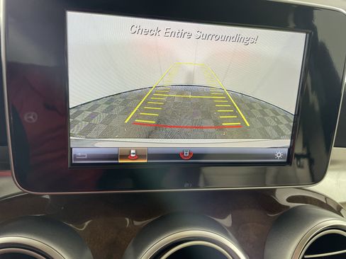 Used 2018 Mercedes-Benz GLC 300 image 22