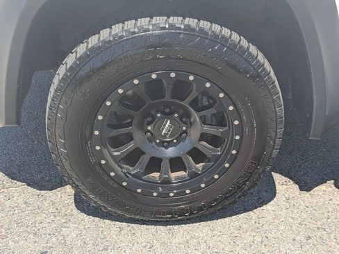 Used 2022 Toyota Tundra SR w/ SR Tow Package RWD image 9