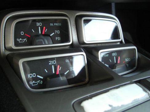 Used 2014 Chevrolet Camaro SS image 23