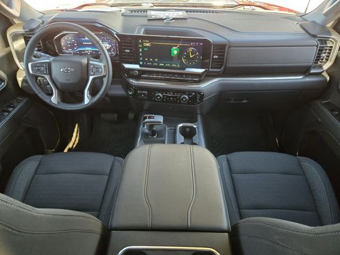 Used 2023 Chevrolet Silverado 1500 LT Trail Boss w/ Protection Package image 16