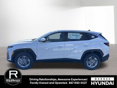 New 2026 Hyundai Tucson SE image 7