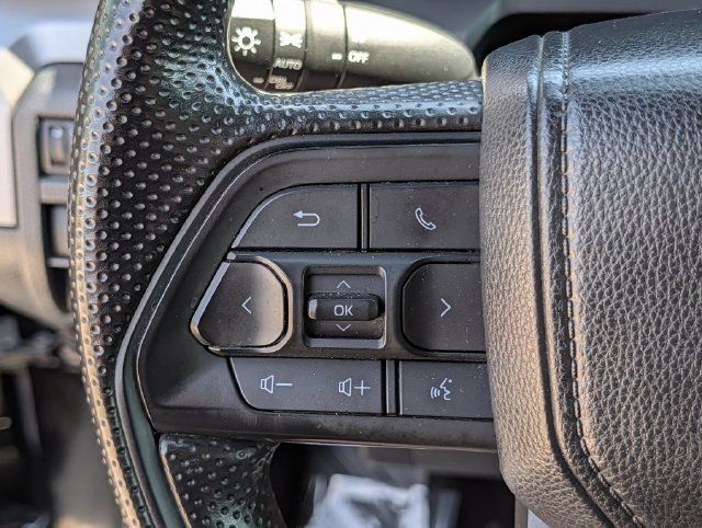 Used 2024 Toyota Tacoma SR5 AWD/4WD image 23