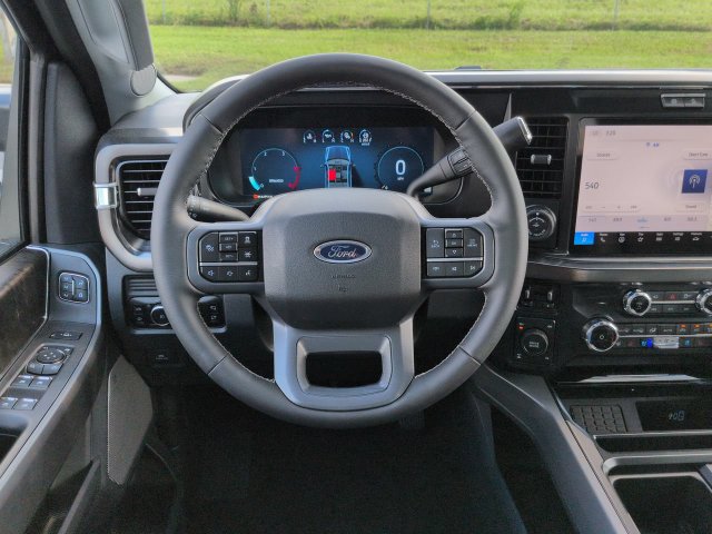New 2026 Ford F250 Lariat w/ Black Appearance Package AWD/4WD image 15