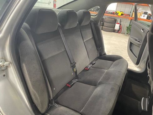 Used 2006 Chevrolet Impala LT w/ Preferred Equipment Group FWD image 19