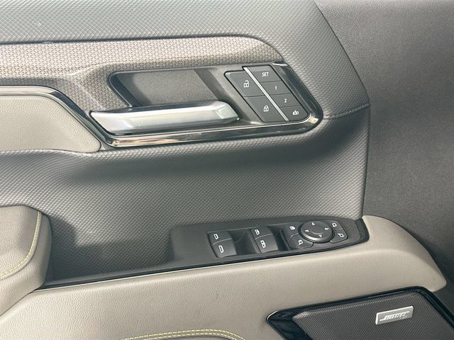 Used 2024 Chevrolet Silverado 1500 ZR2 w/ Technology Package AWD/4WD image 19